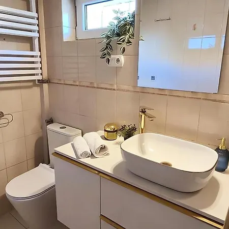 Skrajna 18 Apartament